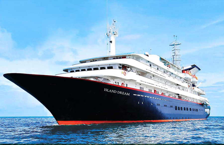 IYC Cruises Island Dream Caribbean